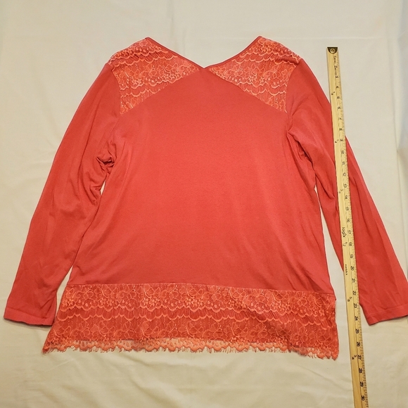 Chico's Women’s Size 3(XL/16) Long Sleeved Top Coral w/Lace Detail V-neck & Back - Picture 2 of 5